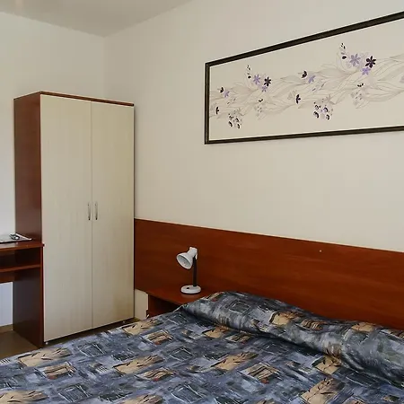 Zdravets - Free Parking 골든샌드